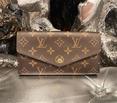 louis vuitton sarah wallet canada|sarah wallet louis vuitton price.